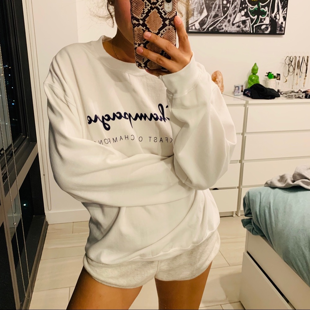 White Champagne Sweatshirt - Picture 4 of 8